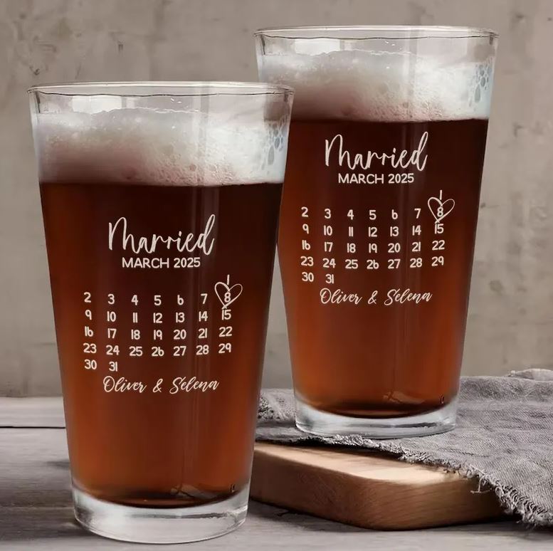 Personalized Married Calendar Date Engraved Beer Glass | Custom Name Glass For Wedding | Wedding Gifts
