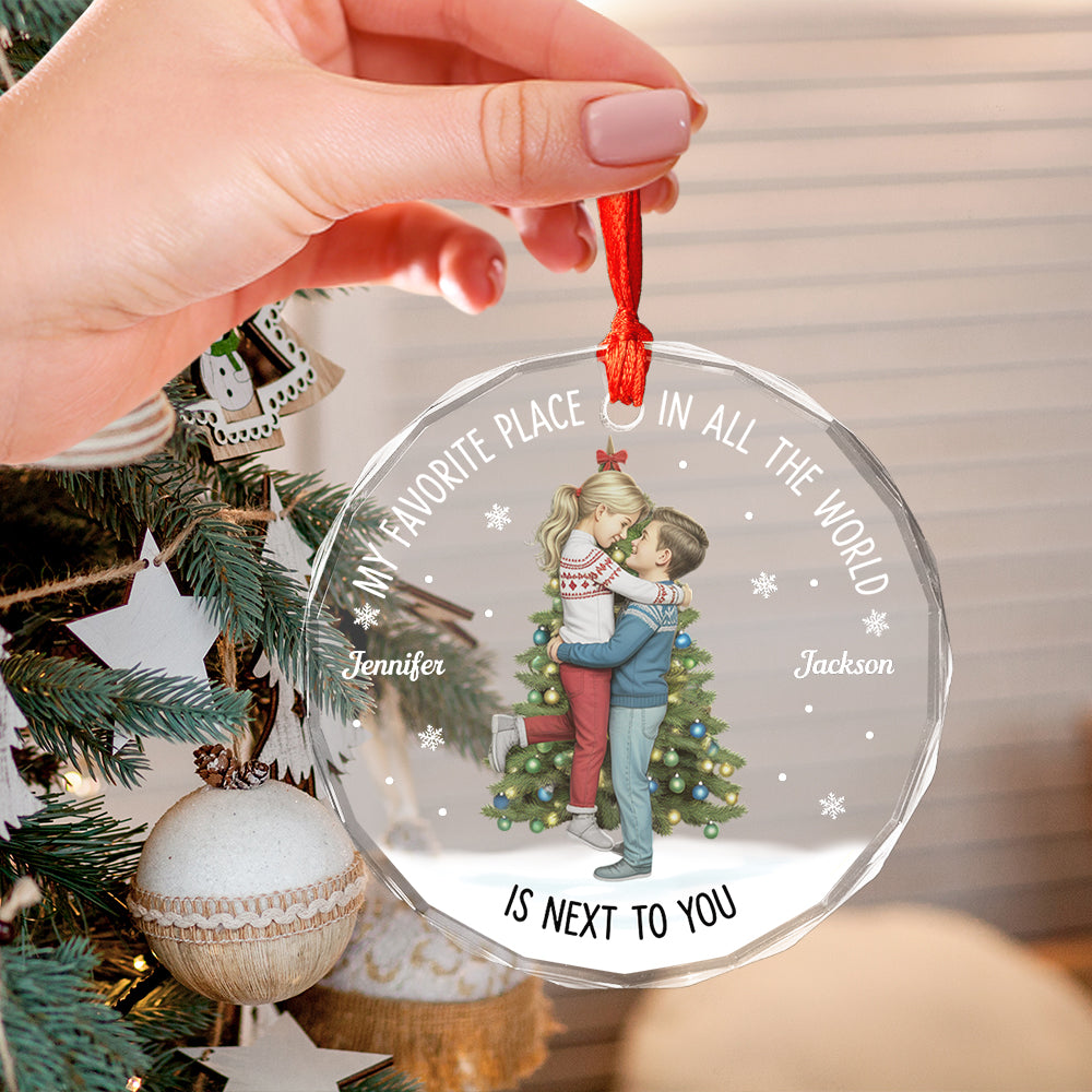 Christmas Couple Kissing My Favorite Place In All The World - Personalized Circle Glass Ornament