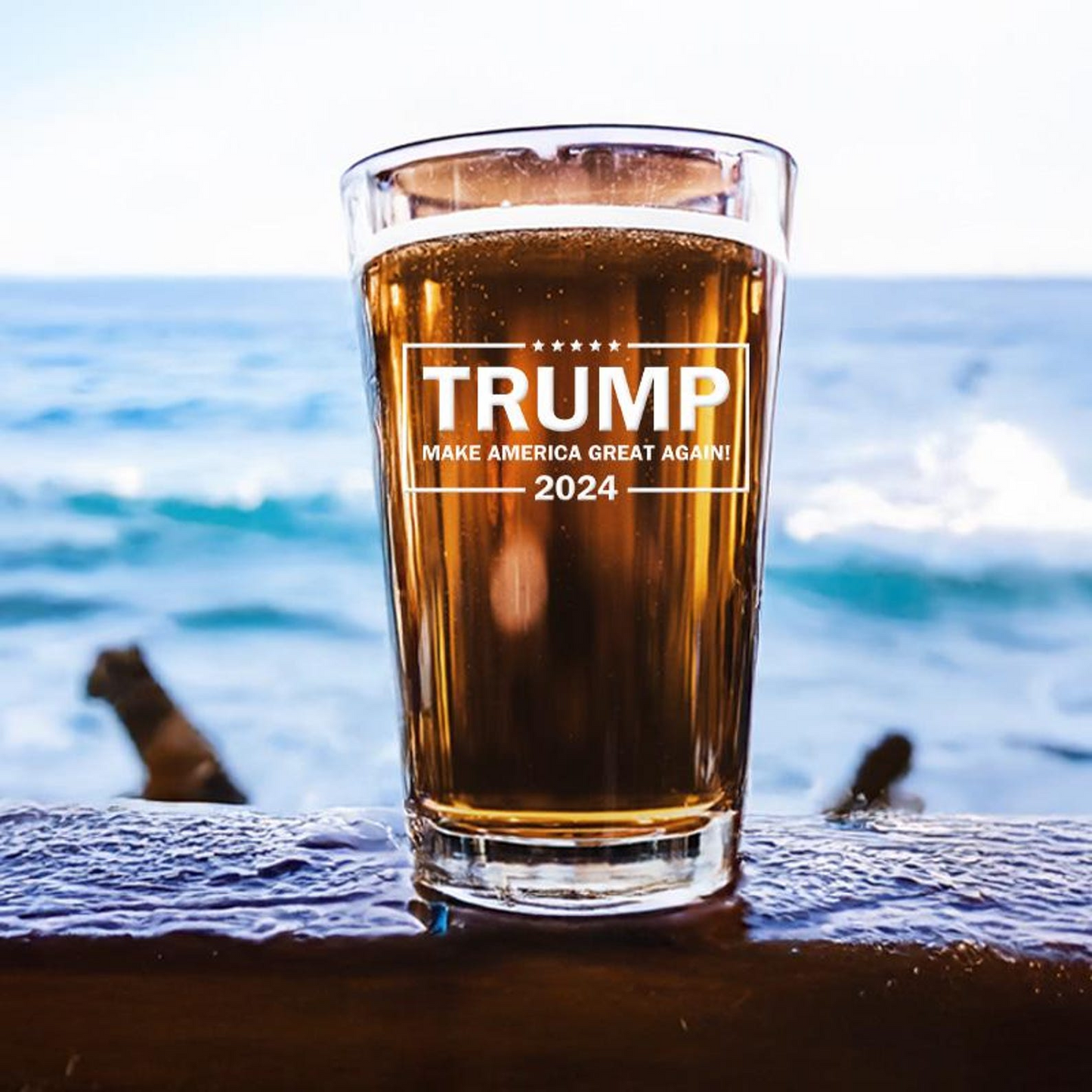 Trump Make America Great Again Pint Glass | Trump 2024 Pint Glass | Patriotic Gift Engraved Beer Glass