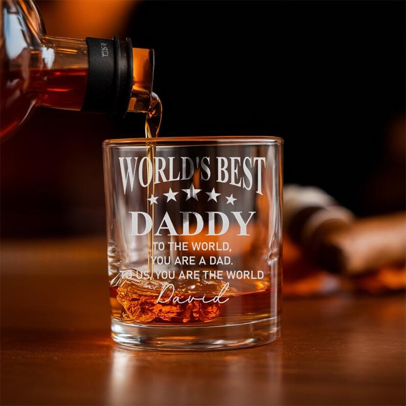 Personalized World's Best Daddy Whiskey Glass | Engraved Whiskey Glass | Birthday Gift For Dad