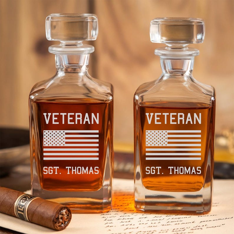 US Veteran Decanter Set And Whiskey Glasses | Engraved Whiskey Decanter Set | Gift For Veteran
