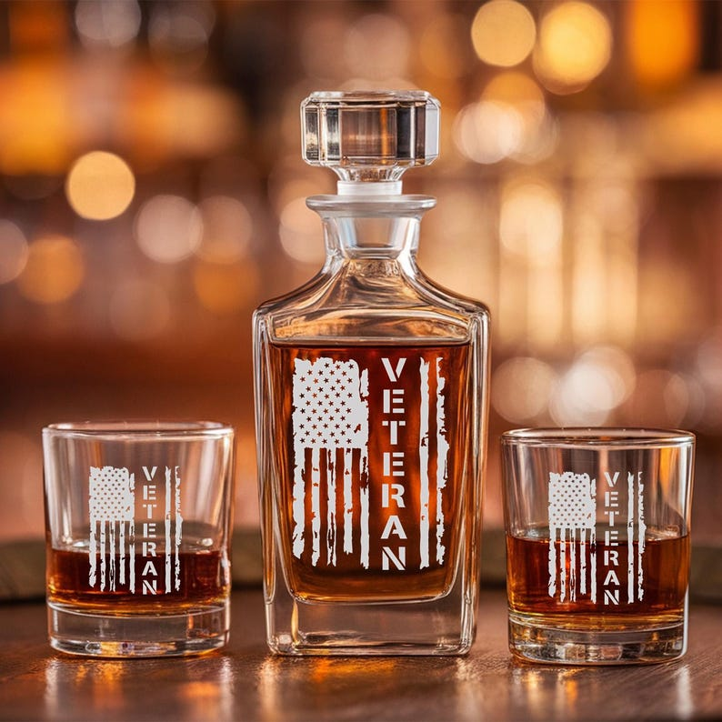 Veteran Flag American USA Patriotic Decanter Set And Whiskey Glasses | Engraved Whiskey Decanter Set