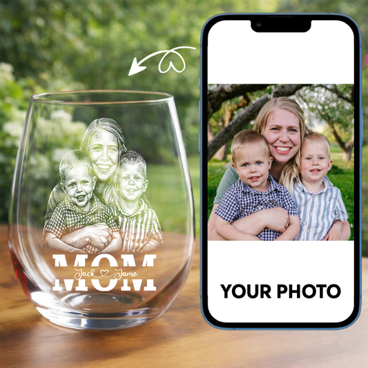Custom Photo Mom with Name Wine Glass, Personalized Mother's Day Gift THUC99