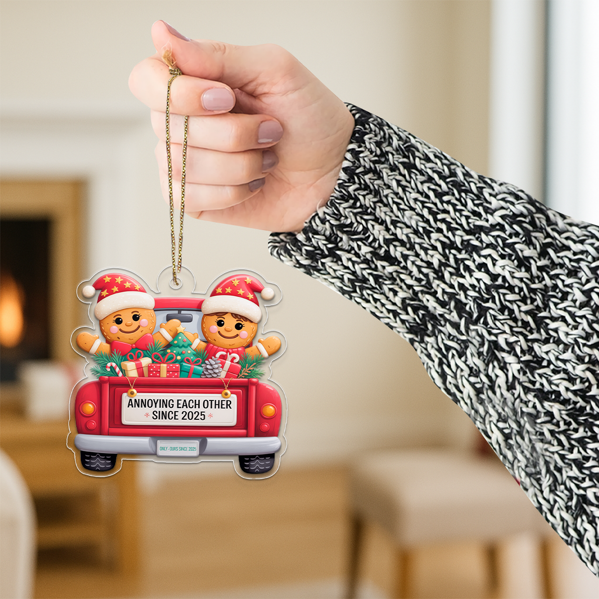 Gingerbread Couple In Truck