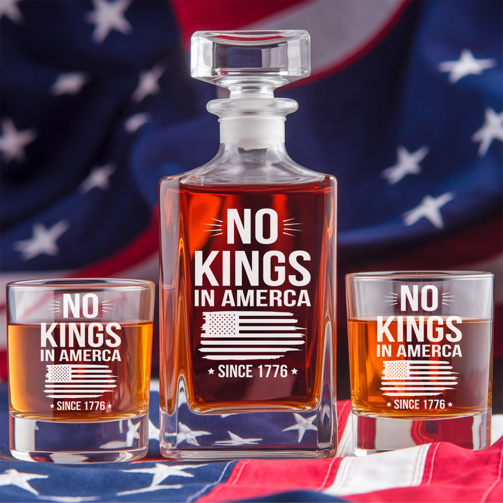 Liberal Independence Day Whiskey Decanter Set Gift – No Kings in America Glass – Anti-MAGA Political Decanter THUC99DI01