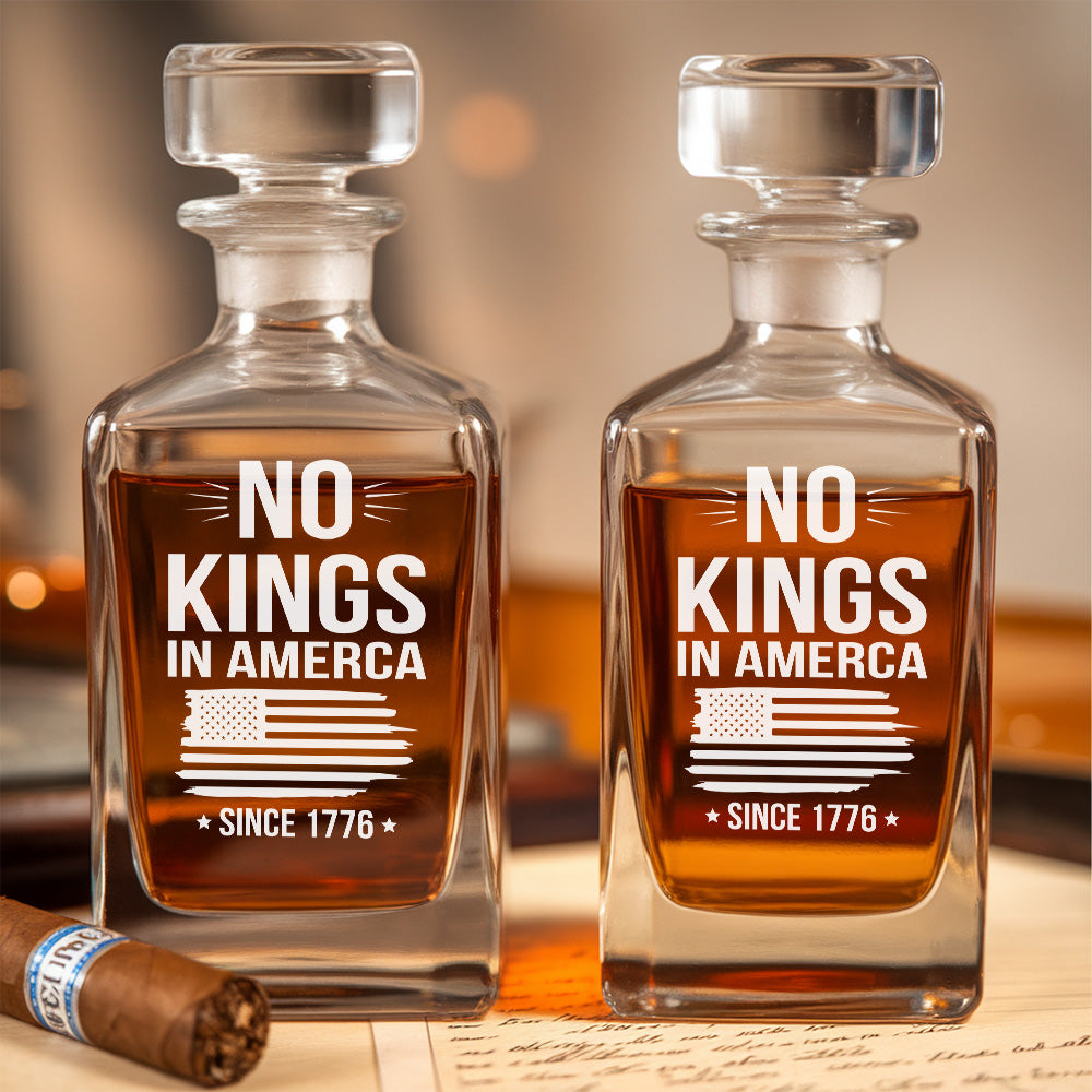 Liberal Independence Day Whiskey Decanter Set Gift – No Kings in America Glass – Anti-MAGA Political Decanter THUC99DI01