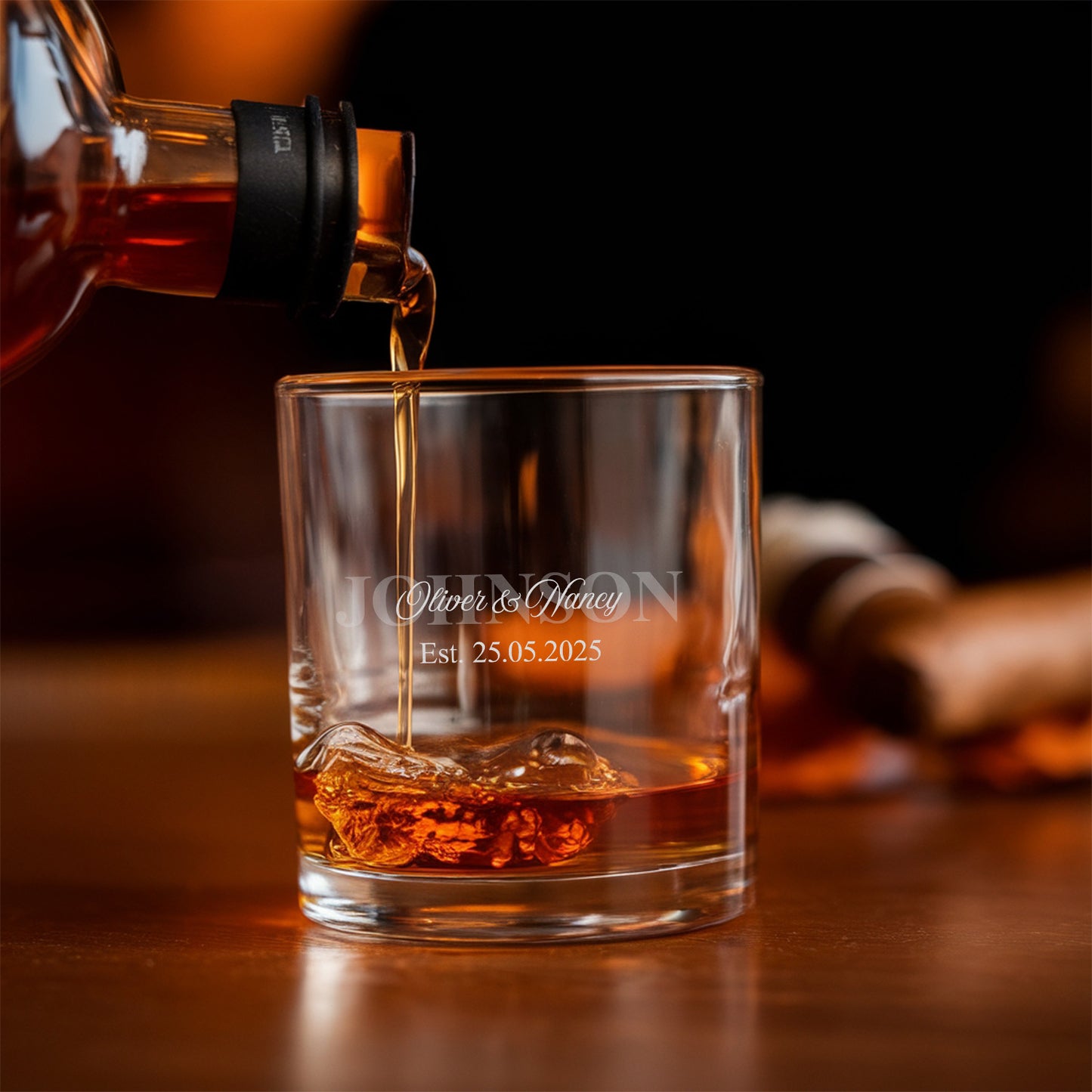 Personalized Last Name Sign with Names And Established Date Decanter With Whiskey Glass TND078