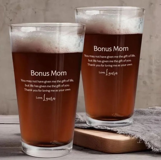 Personalized Name Bonus Mom Engraved Beer Glass | Custom Glass For Mom | Engraved Pint Glass Gift