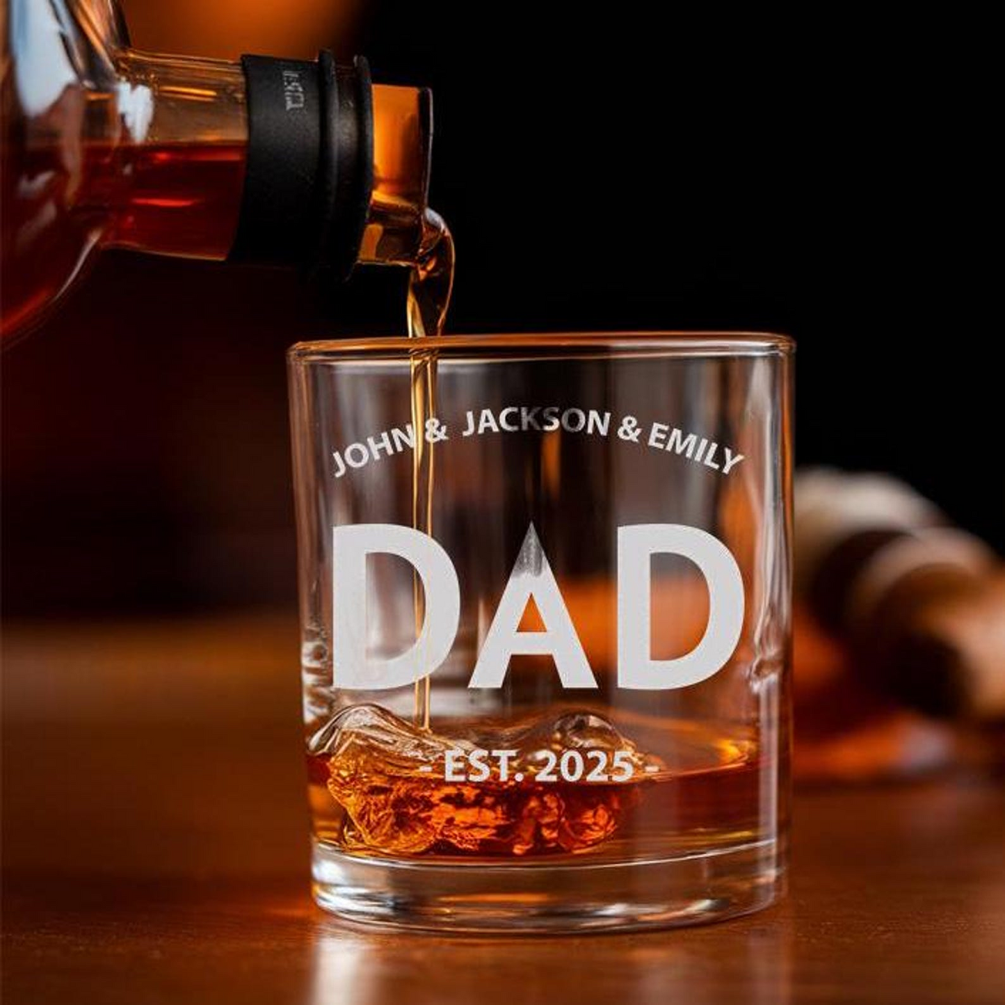 Personalized Dad Est 2025 With Kid Names Whiskey Glass | Father's Day Gift for Dad | Engraved Whiskey Glass