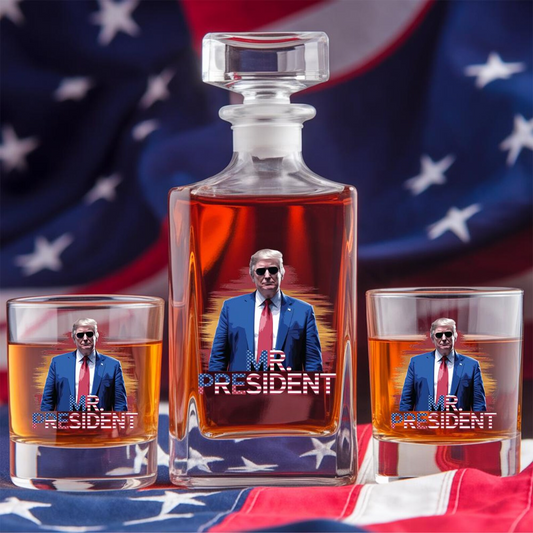 President Donald 47 Trump Decanter & Whiskey Glass Set | Patriotic Gift | Engraved Whiskey Decanter