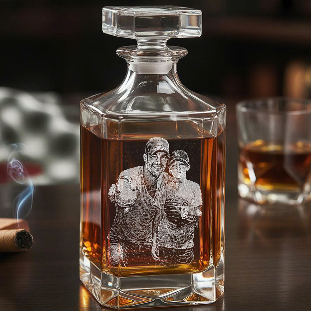 Custom Photo Baseball Dad Whiskey Decanter with Photo, Custom Decanter with Your Photo, Personalized Family Gift THUC99