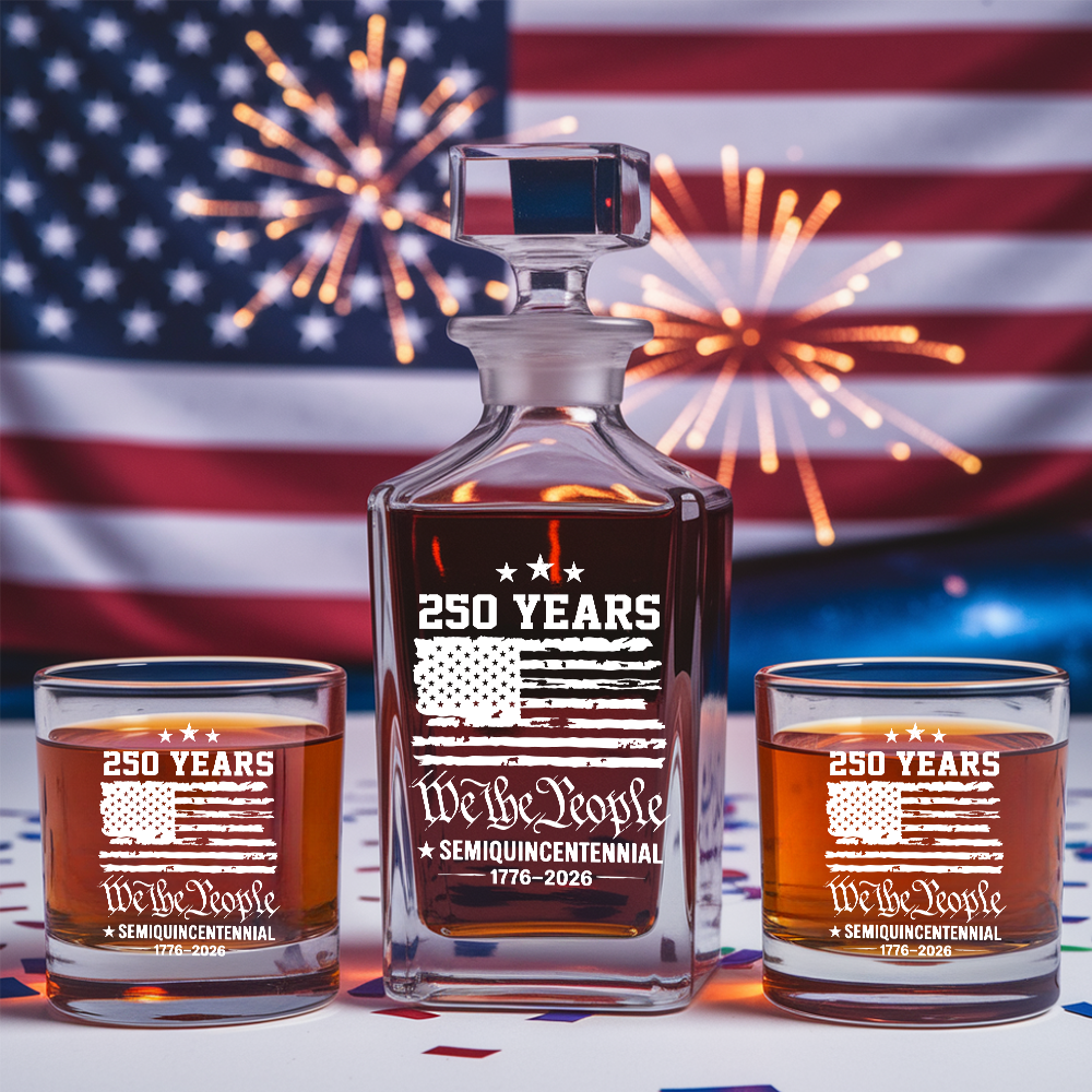 We The People 250 Years Engraved Whiskey Decanter Set, Patriotic USA Flag Bourbon Gift 1776–2026 THUC99