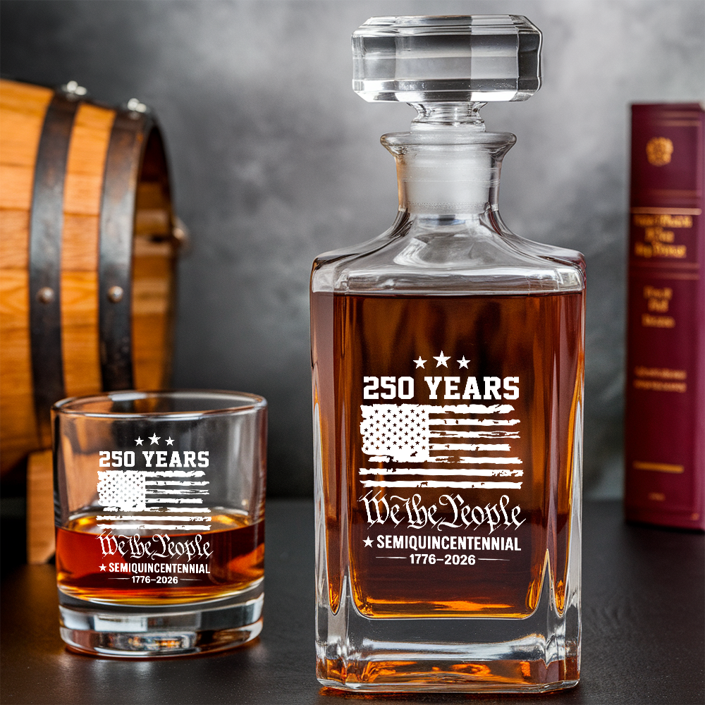 We The People 250 Years Engraved Whiskey Decanter Set, Patriotic USA Flag Bourbon Gift 1776–2026 THUC99
